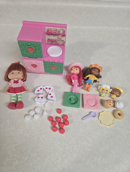 Strawberry Shortcake Other - Strawberry Shortcake Toy Bundle